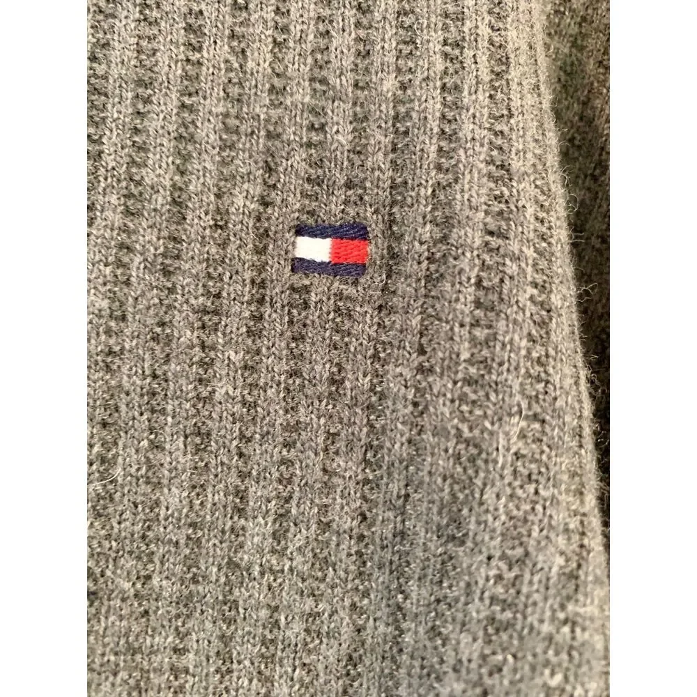 Tommy Hilfiger Men's Sweater‎
